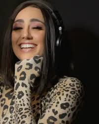 Paige Faust's Instagram, Twitter & Facebook