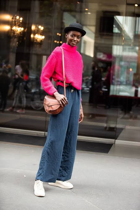 How to Wear Oversized Sweaters This Fall and Winter | Glamour
