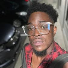 Just having a lil fun with my friend Jake Carter 🎸 STREAM Good Lovin by  CharMeka Joquelle 😘 Raw talent 🎸 and vocals. It never gave catfish 🥰