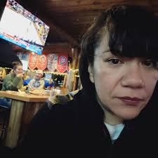 Dirty feet out in these skreets.