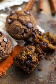 Sprinkle baking soda, baking powder, and salt over top. A Low Calorie And Healthier Pumpkin Chocolate Chip Muffin With Absolute Pumpkin Chocolate Chip Muffins Healthy Pumpkin Chocolate Chip Muffins Pumpkin Chocolate