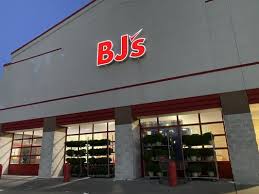 This app shows (miniscule) data usage dating back to the day i. Bj S Wholesale Club Updated Covid 19 Hours Services 50 Photos 44 Reviews Wholesale Stores 6000 Brush Hollow Rd Westbury Ny Phone Number Yelp