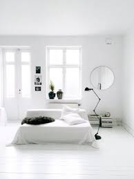 It has a simple interior décor and it has been designed with the concepts of comfort and functionality in mind. Bedroom White And Bright Minimal Bedroom Interior Interior Design Minimal Bedroom