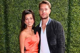 Justin hartley and sofia pernas both wear wedding bands as they make their red carpet debut at mtv movie & tv awards. L5s2 Awfw0fxnm