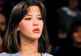 The party or ready for love) is a 1980 french comedy film directed by claude pinoteau and starring sophie marceau, appearing in her film début. Ma Premiere Interview Dans Elle Sophie Marceau En 1981 Elle