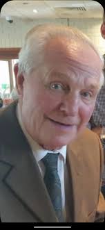 I've heard via email elsewhere about a non Hilton dude perhaps  known.....the name rings a bell : Some of you guys might remember  Northfield loon Eric Leiper, who has sadly passed away