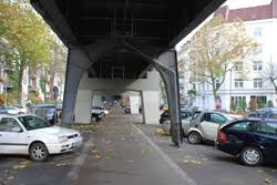 Der isemarkt ist wohl hamburgs bekanntester markt, was unter anderem an seiner größe liegt. Isemarkt Wochenmarkt Unter Der U Bahn Hamburg Web