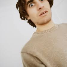 ADAM SANTA CRUZ (@adamsantacruz) • Instagram photos and videos