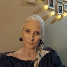 Szanowni Państwo, mamy przyjemność poinformować, że dzisiaj na nowego  Rektora Uniwersytetu Gdańskiego został wybrany Prof. dr hab. Piotr  Stepnowski. W imieniu całej społeczności akademickiej gratulujemy i życzymy  powodzenia w realizacji autorskiej wizji