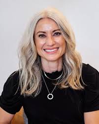 Michelle Haught's Instagram, Twitter & Facebook