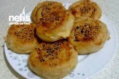 Nisastali Sirkeli Hazir Yufkadan Ispanakli Citir Borek Nefis Yemek Tarifleri Yemek Tarifleri Gida Yemek
