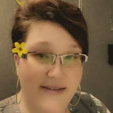 Leigh Arnold (leighhollifield)