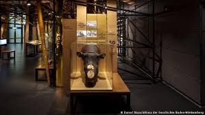 3,468 likes · 22 talking about this · 2,051 were here. Ausstellung Uber Gier Darf S Ein Bisschen Mehr Sein Kunst Dw 18 03 2021
