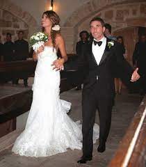 Mettiamo un secondo da parte i matrimoni dei vip: Elisabetta Canalis Sposa In Angelozzi Couture Abiti Da Sposa Delle Celebrita Sposa Nozze Ospite Abiti