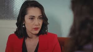 Amor Perfeito: Gilda tem derrocada e perde muita grana numa vingança de Marê