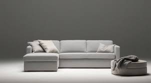 Designer 3 Sitzer Schlafsofa In Grauem Stoff Und In Der Hochsten Qualitat Mit Dem Dazu Passenden Hocker Design Schl Design Schlafsofa Schlafsofa Sofa Design