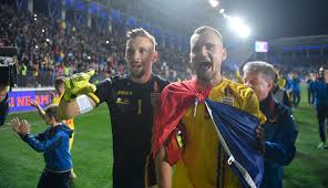 Campionatul european u21 2019 va avea 3 grupe a câte patru echipe, astfel campionatul european de fotbal sub 21 de ani este o competiție de fotbalistică organizată de către uefa, ce se desfășoară din doi în doi ani între echipele naționale, iar categoria de vârstă este sub 21 de ani. Video Romania U21 S A Calificat DupÄƒ 20 De Ani La Campionatul European FelicitÄƒri FederaÈ›ia RomanÄƒ De Fotbal