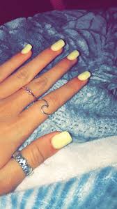 Hence, when you have decided to give upon the long nails, you can always try out the short acrylic nails. Yellow Nails Beautifulacrylicnails Oval Shaped Nails Yellow Nails Short Acrylic Nails