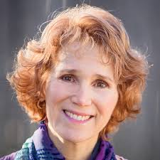 Vicki Summers's Instagram, Twitter & Facebook