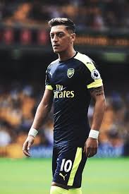 Beautiful ozil arsenal images for desktop wallpaper in hd. Transfer News Live On Twitter Turkish Giants Fenerbahce Are Ready To Launch An Ambitious Bid To Sign Arsenal S Mesut Ozil Source Daily Mirror