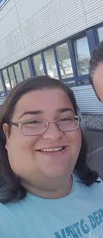 Liebe Elena, wir wünschen Dir alles Gute zum Geburtstag 🎂 Unsere Facebook-  und Instagram Administratorin wird heute 31 Jahre alt