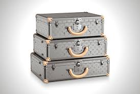 Titani, an ancient city and a modern village in the korinthia prefecture (in ancient sicyon). Titanium Takes Over The Louis Vuitton Bisten Monogram Titane Collection Men S Gear