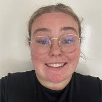 Clancy Phillips's Instagram, Twitter & Facebook