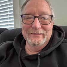 Saturday's uniform combination vs. Southern Utah: Yellow helmet, green  jersey, yellow pants, green socks, cleats and gloves. #GoDucks #DoSomething  #DuckSwag