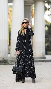 Ways To Wear Maxi Dress In Winter Maxi Dress Black Floral Maxi Dress Maxi Outfits