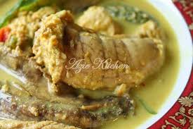 Telur itik boleh dimasak berasingan dengan api perlahan agar ia tidak pecah. Masak Lemak Cili Padi Telur Ikan Food Comfort Food Yummy Food