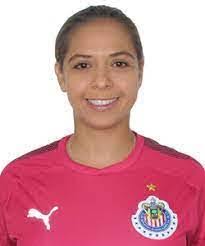 Eva Ptak's Instagram, Twitter & Facebook