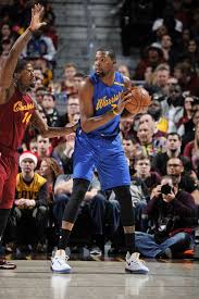 Warriors Fall To Cavs In Christmas Day Nailbiter Dec 25 2016 Warriors Lost A Heartbreaker Falling 109 108 To Cavaliers On 2016 Warriors Warrior Kevin Durant