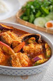 Bagi penggemar masakan asam pedas,sebut sahaja resepi asam pedas ikan pari,merah atau kembung,daging tetel dan juga ayam,semua anda pernah rasa asam pedas ikan pari seperti resepi ini ? Stingray Spicy Assam Recipe Ajinomoto Malaysia
