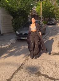 بالاترین: آنلاین شاپ خیابونی در ایرانی( فیلم)