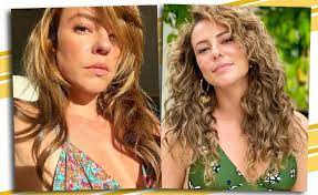 Neles, a atriz apareceu com um visual completamente diferente. Paolla Oliveira Entra Para O Time De Celebs Que Assumiu Os Cachos Durante A Quarentena Para Ficar Notas Glamurama