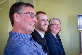 Generationsskifte på klassisk begravningsbyrå