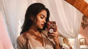 Sasha calle, an american actress, rose to stardom with her short stint in the series, socially awkward. Young And The Restless Casting News Sasha Calle Joins Y R As Lola Rosales Soap Dirt