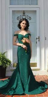 18 Green Wedding Dresses For Non Traditional Bride Wedding Dresses Guide Dark Green Prom Dresses Non White Wedding Dresses Green Wedding Dresses
