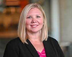 Lynn Leffler's Instagram, Twitter & Facebook