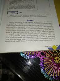 Kiki dipukul oleh teman sekolahnya. Kata Verba Dan Frasa Verba Pada Teks Sampah Dan Kata Nominal Dan Frasa Nominal Brainly Co Id