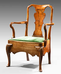 Tom johnson of thomas johnson antique furniture restoration in gorham, maine takes us through his process of clamping, gluing, and refinishing repair areas. A Queen Anne Walnut Armchair Reindeer Antiques