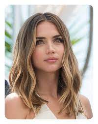 The long bob has been a popular hairstyle this year. 76 Lange Bob Frisuren Die Sie Sicher Lieben Werden Long Bob Haircuts Long Bob Hairstyles Bob Hairstyles