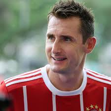 Мирослав клозе (miroslav klose), клозе голы германия (klose goals germany), клозе рекорд голов чемпионат мира (klose record most goals in world cup). Werder Bremen Miroslav Klose Lieber Richtig Bayern Als Ein Bisschen Bremen News