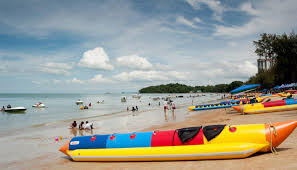 Situated a mere 32km from seremban and 60km from pd usually comes alive in august each year during the pesta port dickson. 5 Pantai Menarik Dan Tercantik Di Port Dickson
