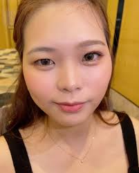 Elsa Yan Make Up Artist