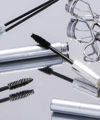 Amazon.Com : Neutrogena Healthy Volume Lash-Plumping Waterproof Mascara  Volumizing And Conditioning Mascara With Olive Oil To Build Fuller Lashes  Clump Smudge & Flake-Free Carbon Black 06 0.21 Oz : Beauty & Personal