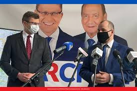 Kandydat na prezydenta rzeszowa (podkarpackie) wiceminister sprawiedliwości marcin warchoł zagłosował w niedzielę w przedterminowych wyborach na włodarza tego miasta. Byly Posel Kukiz 15 Poparl Kandydature Warchola Na Prezydenta Rzeszowa Polityka I Spoleczenstwo