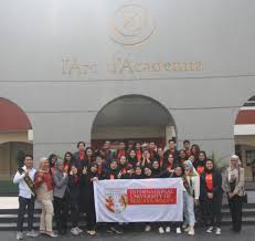 Iumw offers an array of undergraduate and postgraduate courses to both local and international students, in a lush and. University Of Malaya Wales