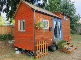 Vagabode Step By Step Guide To Building A Tiny House Building A Tiny House Tiny House Swoon Tiny House