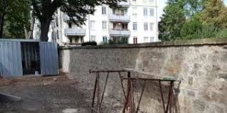 Er befindet sich im brühl im südwestlichen stadtzentrum. Sandstrahlarbeiten Im Bruhler Garten Erfurt De